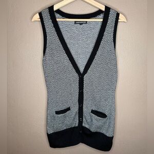Express Design Studio Black & White Herringbone Knit Wool Blend Sweater Vest Sm.